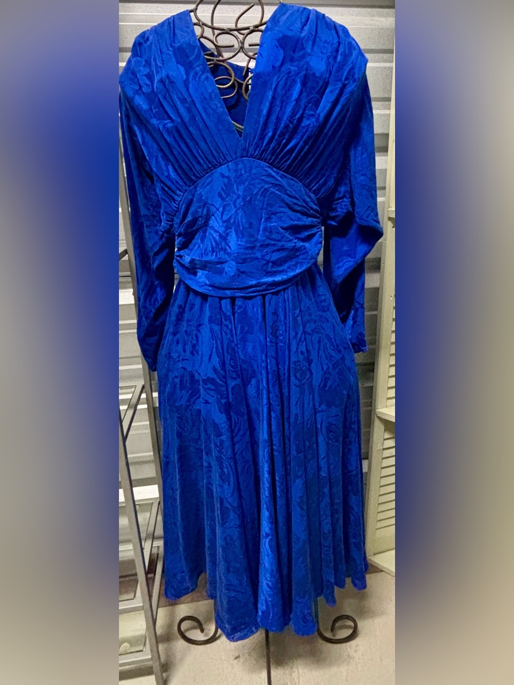 Vintage Elegant Royal Blue V-Neck Midi Dress
